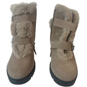 NWT Violet and Red Women's Beige Hailey Taupe Fur Suede Leather Boots Size 7.5